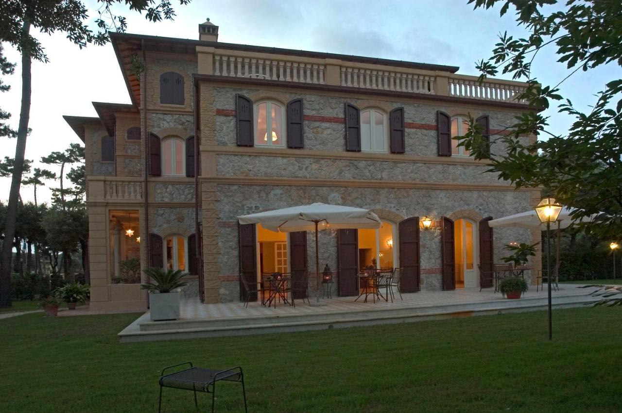 Villa Signori Марина-ді-П'єтразанта Екстер'єр фото