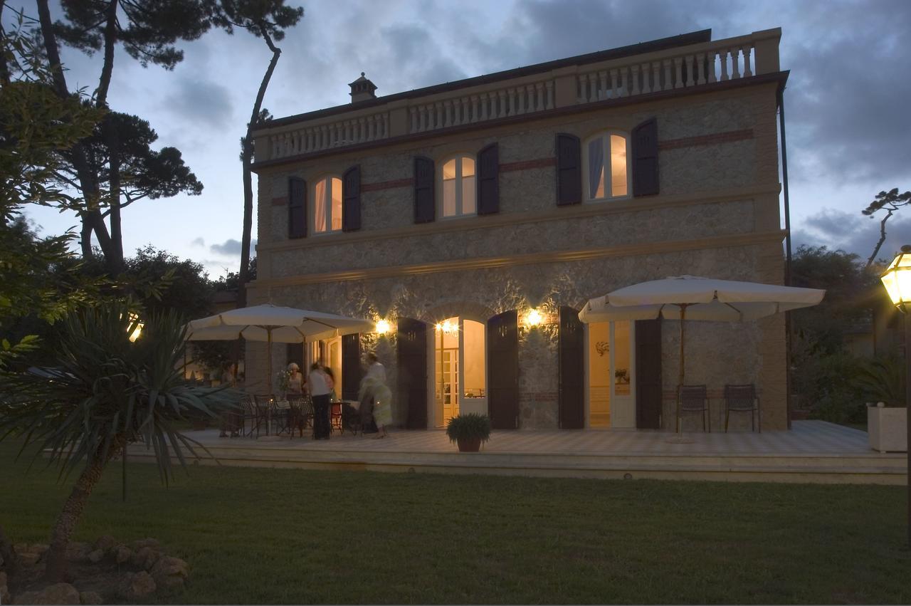 Villa Signori Марина-ді-П'єтразанта Екстер'єр фото